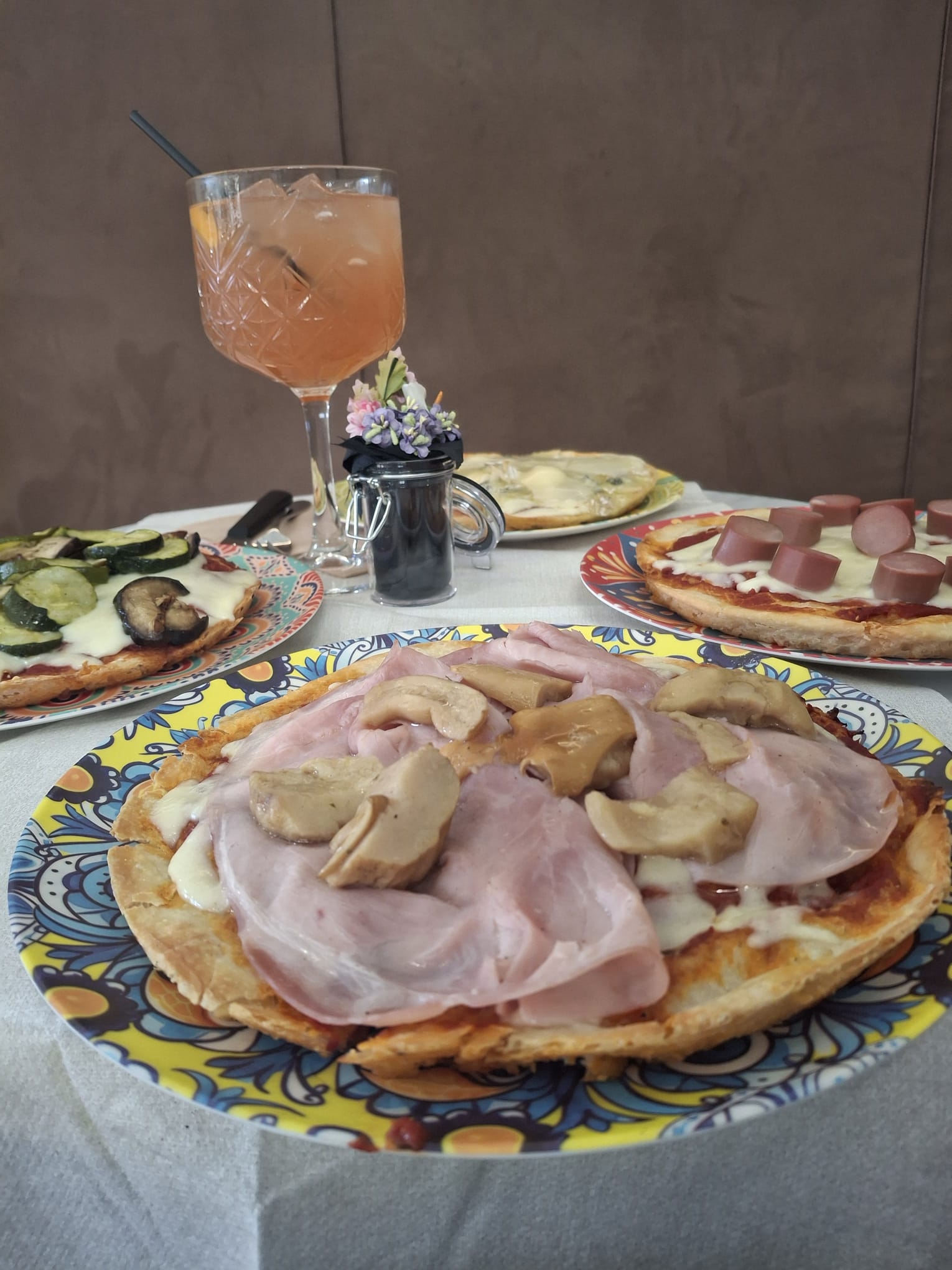 Pizza al tegamino e aperitivo
